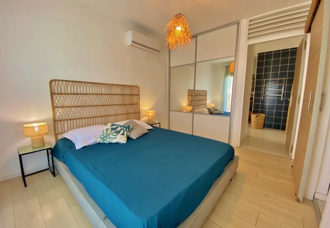 Villa in Saline les Bains - *VILLA VERT CÉLADON* - heated pool and ocean Villa in Saline les Bains - *VILLA VERT CÉLADON* - heated pool and ocean