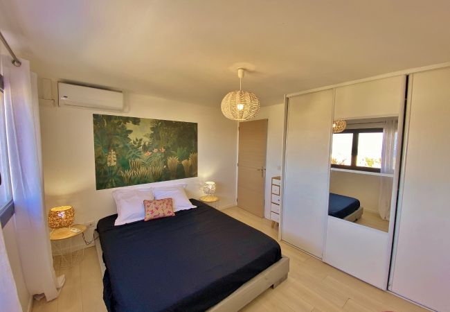 Villa in Saline les Bains - *VILLA VERT CÉLADON* - heated pool and ocean Villa in Saline les Bains - *VILLA VERT CÉLADON* - heated pool and ocean