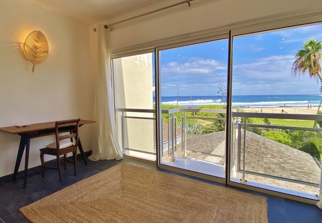 Terraced House in Saint-Gilles les Bains - *VILLA EDEN BEACH* - waterfront Terraced House in Saint-Gilles les Bains - *VILLA EDEN BEACH* - waterfront