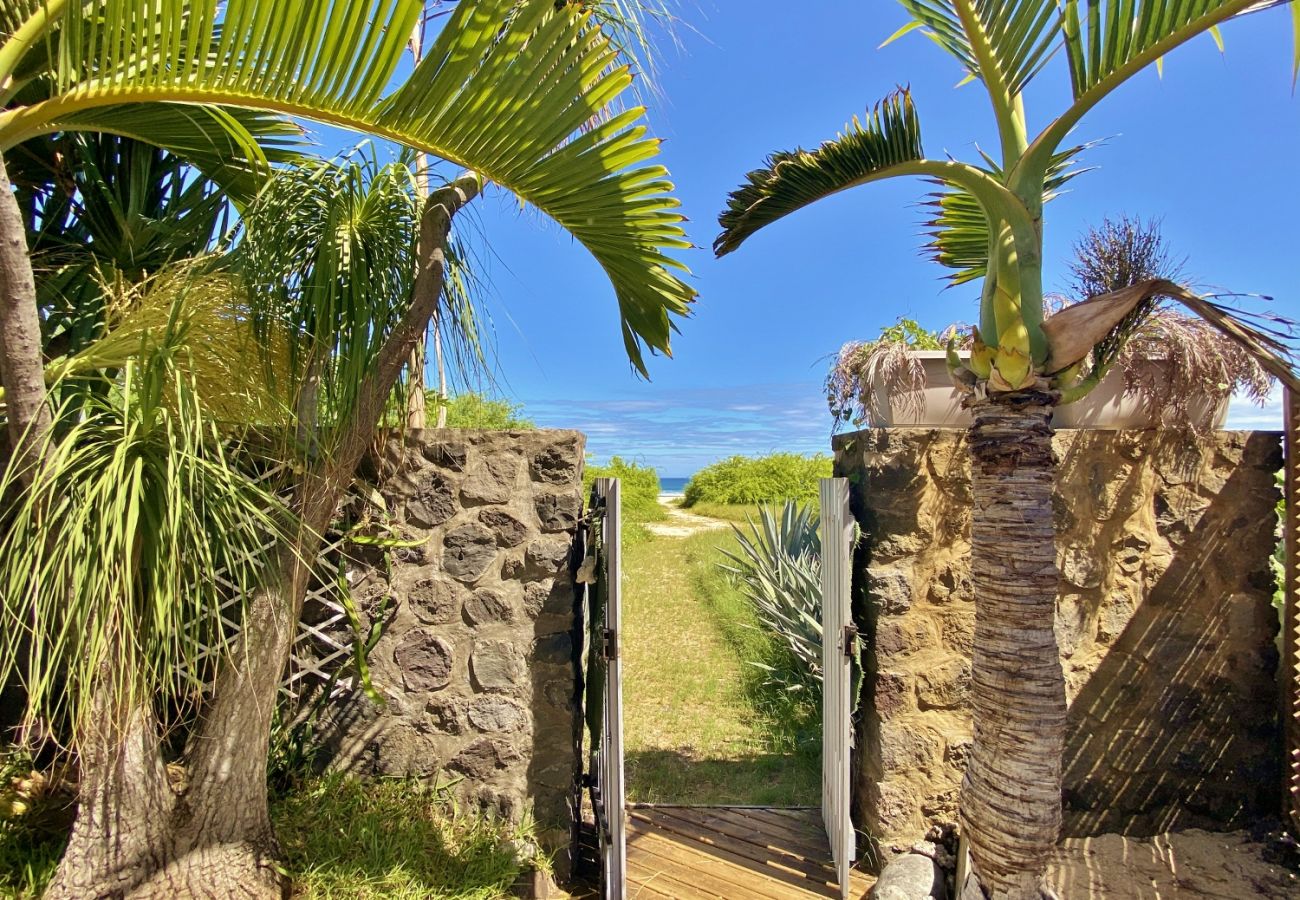 Villa on the beach in Saint Gilles