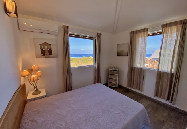Terraced House in Saline les Bains - *VILLA ÉTOILE DU LAGON* - close to lagoon Terraced House in Saline les Bains - *VILLA ÉTOILE DU LAGON* - close to lagoon