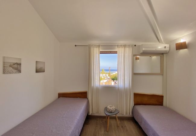 Terraced House in Saline les Bains - *VILLA ÉTOILE DU LAGON* - close to lagoon Terraced House in Saline les Bains - *VILLA ÉTOILE DU LAGON* - close to lagoon