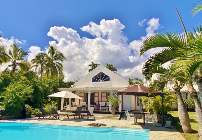 Villa/Dettached house in Plateau Caillou - Villa Perle des îles