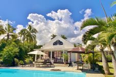 Villa in Plateau Caillou - *VILLA PERLE DES ÎLES* - pool