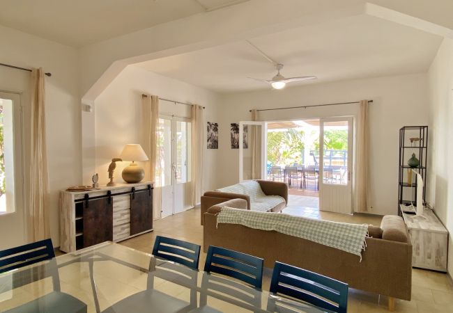 Villa in Ermitage Les Bains - *VILLA OHANA* - pool and lagoon Villa in Ermitage Les Bains - *VILLA OHANA* - pool and lagoon