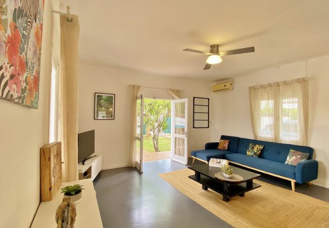 Villa in Saline les Bains - *VILLA MAHANA* - pool and lagoon Villa in Saline les Bains - *VILLA MAHANA* - pool and lagoon