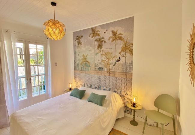 Villa in Saint-Gilles les Bains - *VILLA BLUE HEAVEN* - waterfront Villa in Saint-Gilles les Bains - *VILLA BLUE HEAVEN* - waterfront