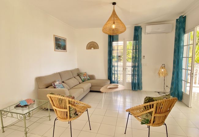 Villa in Saint-Gilles les Bains - *VILLA BLUE HEAVEN* - waterfront Villa in Saint-Gilles les Bains - *VILLA BLUE HEAVEN* - waterfront