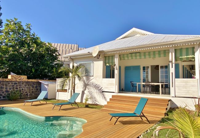 Villa in Saint-Gilles les Bains - *VILLA BLUE HEAVEN* - waterfront Villa in Saint-Gilles les Bains - *VILLA BLUE HEAVEN* - waterfront