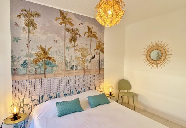 Villa in Saint-Gilles les Bains - *VILLA BLUE HEAVEN* - waterfront Villa in Saint-Gilles les Bains - *VILLA BLUE HEAVEN* - waterfront