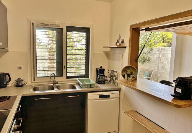 Terraced House in Saline les Bains - *VILLA REFLET D'ÉTÉ* - close to the lagoon Terraced House in Saline les Bains - *VILLA REFLET D'ÉTÉ* - close to the lagoon