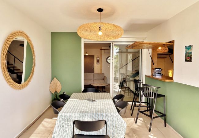Terraced House in Saline les Bains - *VILLA REFLET D'ÉTÉ* - close to the lagoon Terraced House in Saline les Bains - *VILLA REFLET D'ÉTÉ* - close to the lagoon