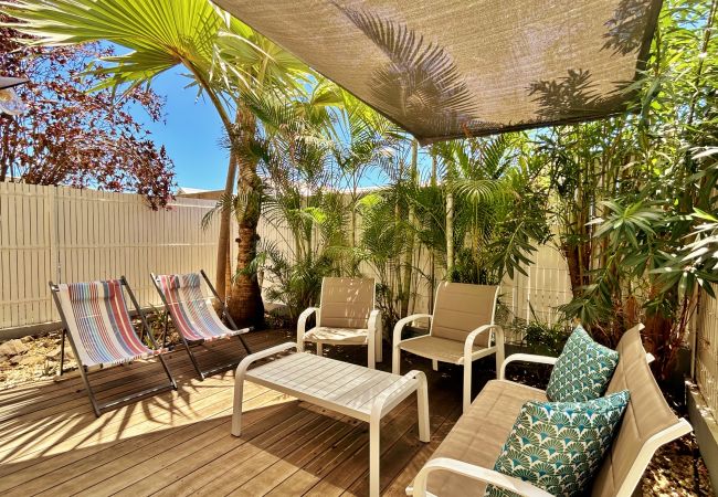 Terraced House in Saline les Bains - *VILLA REFLET D'ÉTÉ* - close to the lagoon Terraced House in Saline les Bains - *VILLA REFLET D'ÉTÉ* - close to the lagoon