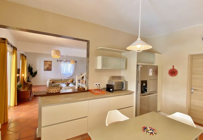 Villa in Saint-Gilles les Bains - *VILLA FLORAYA* - heated pool and ocean view Villa in Saint-Gilles les Bains - *VILLA FLORAYA* - heated pool and ocean view