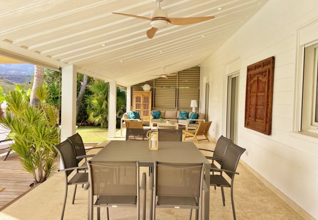 Villa in Saint-Gilles les Bains - *VILLA FLORAYA* - heated pool and ocean view Villa in Saint-Gilles les Bains - *VILLA FLORAYA* - heated pool and ocean view