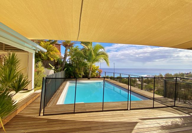 Villa in Saint-Gilles les Bains - *VILLA FLORAYA* - heated pool and ocean view Villa in Saint-Gilles les Bains - *VILLA FLORAYA* - heated pool and ocean view