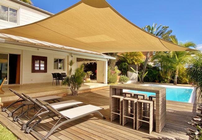 Villa in Saint-Gilles les Bains - *VILLA FLORAYA* - heated pool and ocean view Villa in Saint-Gilles les Bains - *VILLA FLORAYA* - heated pool and ocean view
