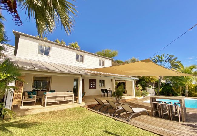 Villa in Saint-Gilles les Bains - *VILLA FLORAYA* - heated pool and ocean view Villa in Saint-Gilles les Bains - *VILLA FLORAYA* - heated pool and ocean view