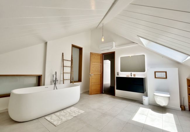 Villa in Ermitage Les Bains - *VILLA DES SONGES* - heated pool and lagoon Villa in Ermitage Les Bains - *VILLA DES SONGES* - heated pool and lagoon