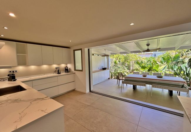 Villa in Ermitage Les Bains - *VILLA DES SONGES* - heated pool and lagoon Villa in Ermitage Les Bains - *VILLA DES SONGES* - heated pool and lagoon