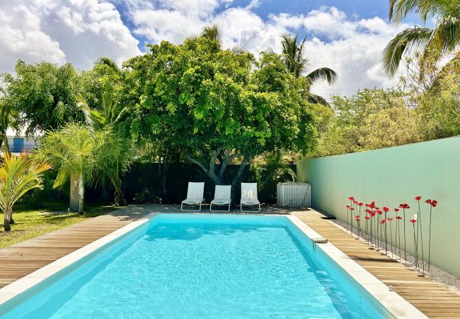 Villa in Saline les Bains - *VILLA FLEUR DE LUNE* - heated pool and lagoon Villa in Saline les Bains - *VILLA FLEUR DE LUNE* - heated pool and lagoon