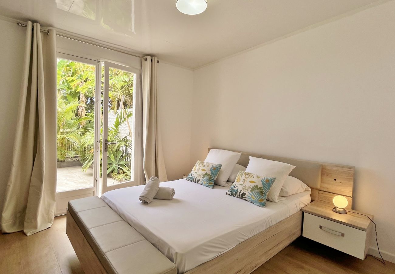 Villa in Saint-Gilles les Bains - *VILLA VÉNUS* - pool and sea view