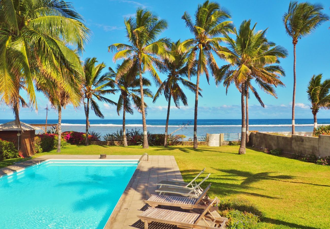 Maison de charme à louer à la Réunion pieds dans l'eau