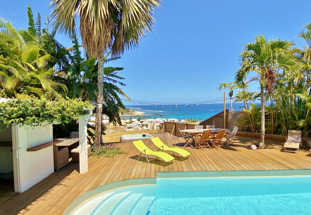 location de vacances avec piscine et vue océan