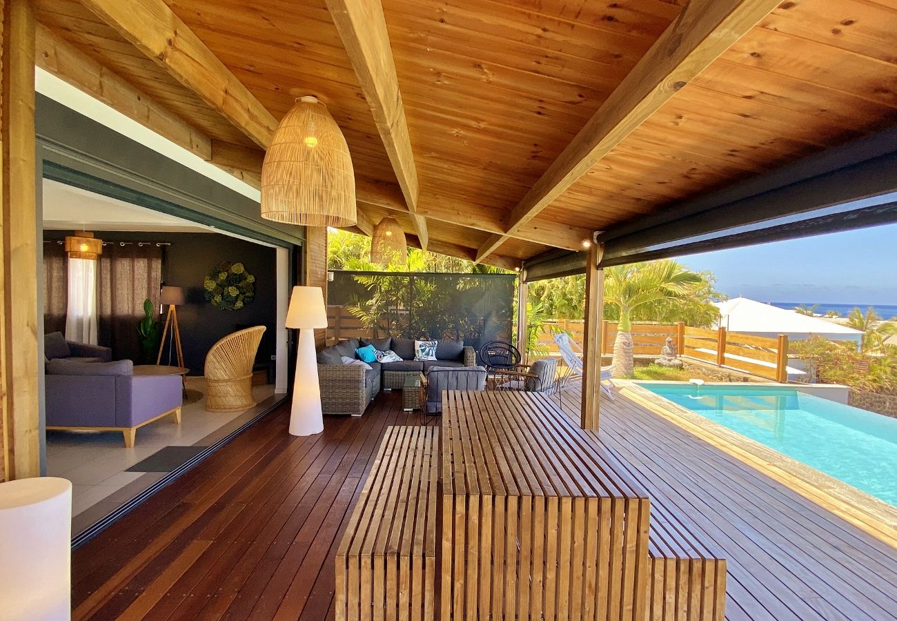 Villa de 4 chambres avec piscine et terrasse