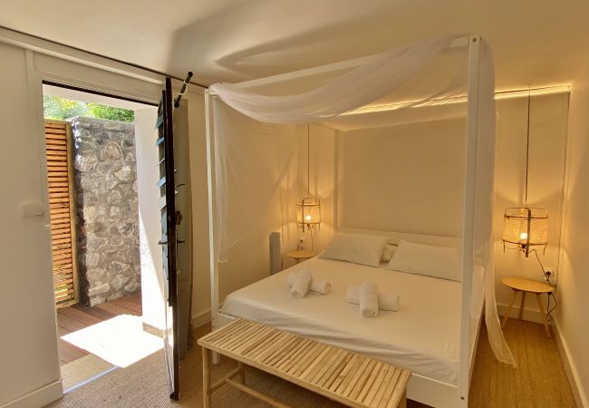 Villa à Boucan Canot - *VILLA WHITE WATERS* - plage piscine jacuzzi Villa à Boucan Canot - *VILLA WHITE WATERS* - plage piscine jacuzzi