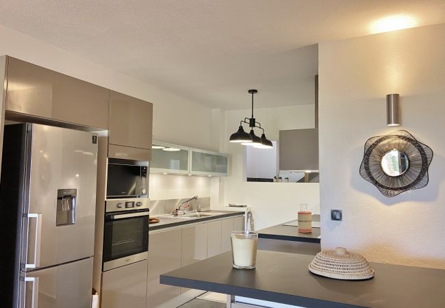 Maison mitoyenne à Saint-Gilles les Bains - *VILLA EDEN BEACH* - devant l'océan Maison mitoyenne à Saint-Gilles les Bains - *VILLA EDEN BEACH* - devant l'océan