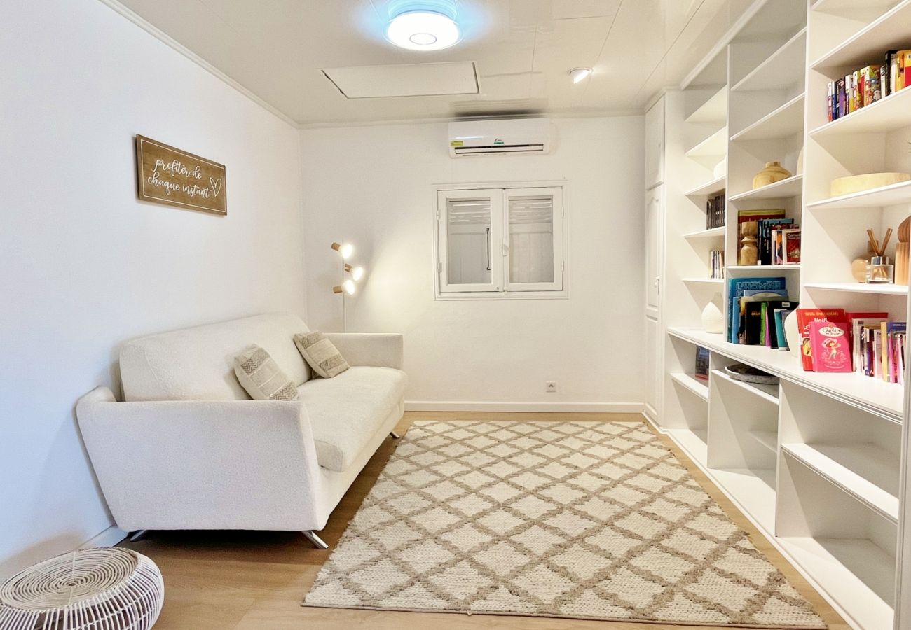 Villa à Saint-Gilles les Bains - *VILLA VÉNUS* - piscine et vue mer