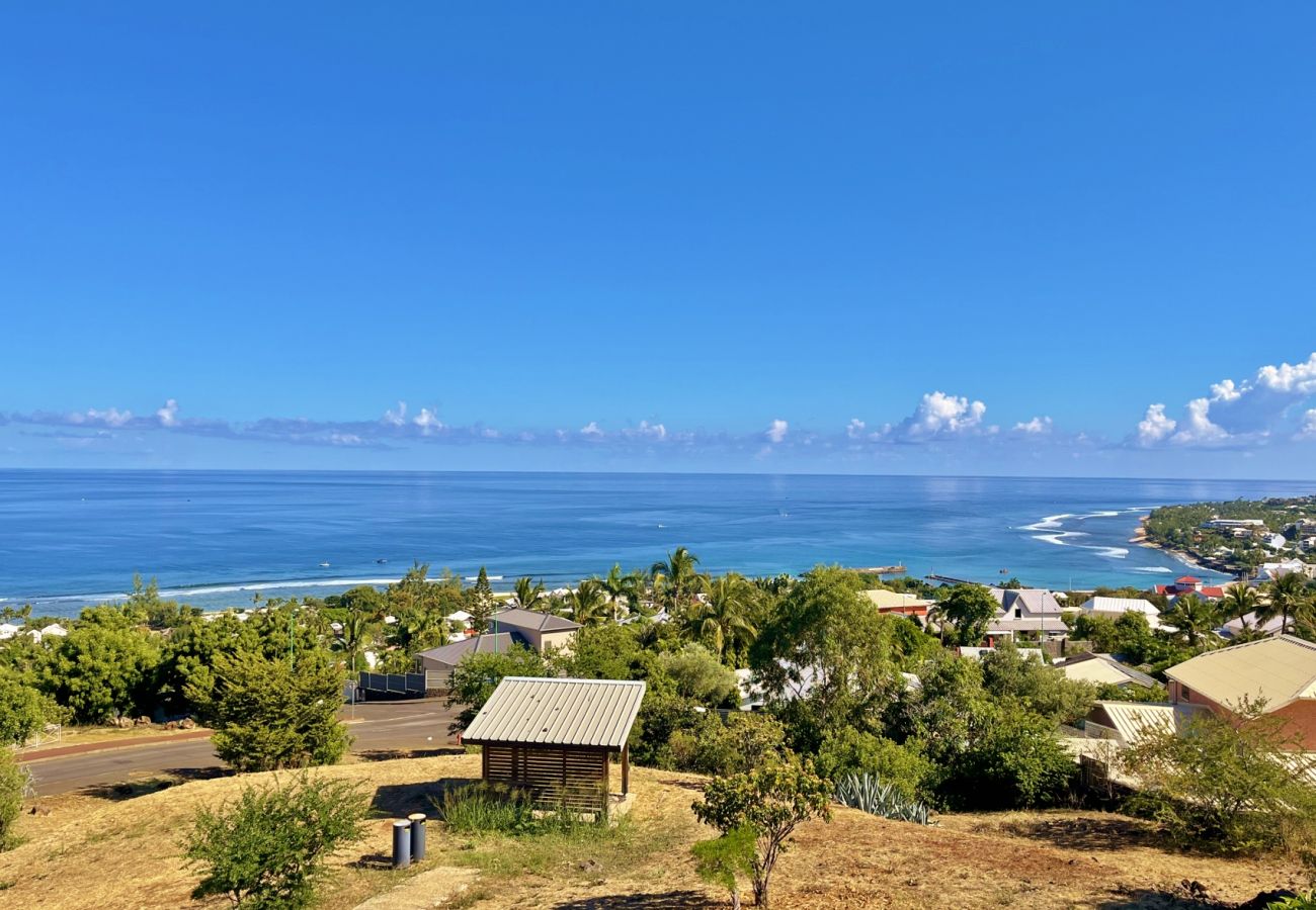 Vue depuis terrasse appartement Saint-Gilles La Réunion 974