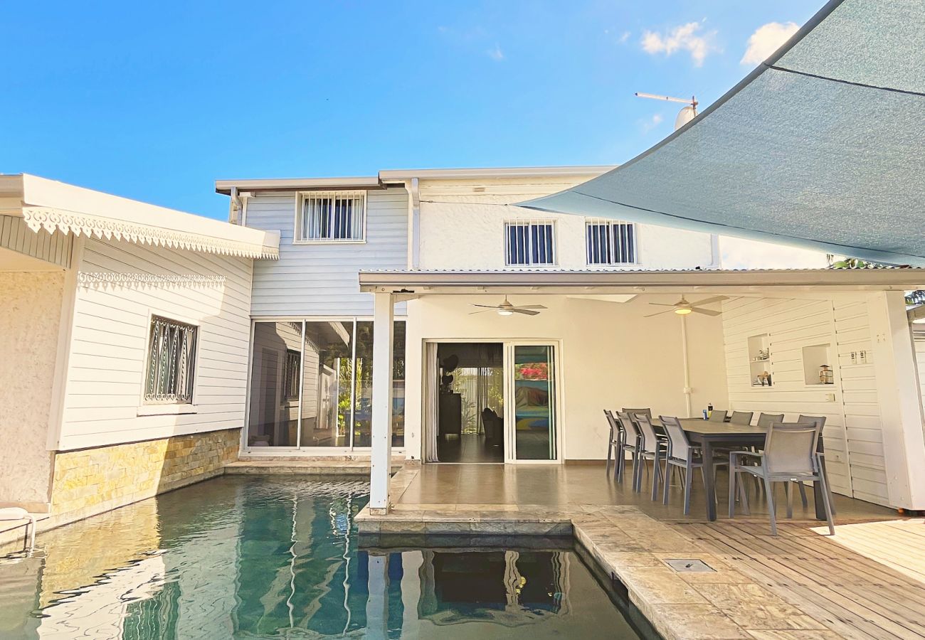 Villa avec piscine Kap Corail location vacances Saint-Gilles La Réunion